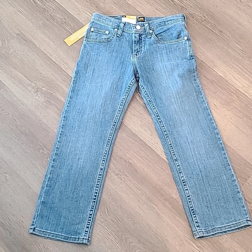 New! Lee Jeans Size 10 Regular Fit Straight Leg